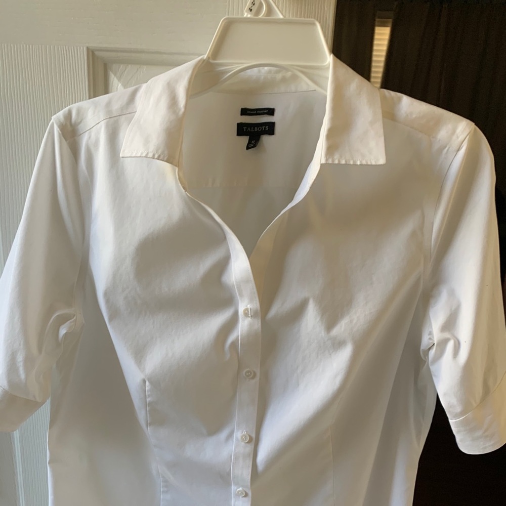 White blouse - Picture 3 of 6